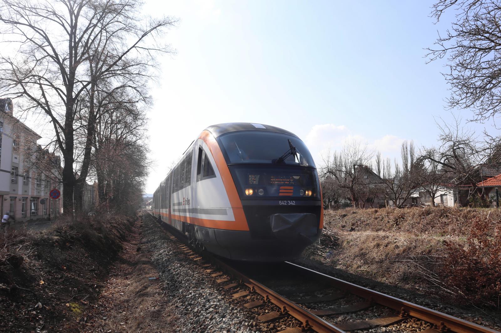 železniční přejezd 4