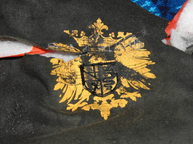znak na bundě