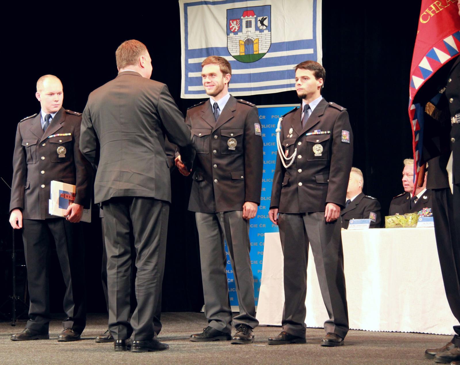 prap. Filip Darebný, prap. Ondřej Fibikar, prap. Jakub Nygrin, pprap. Miroslav Soukup, primátor Petr Beitl