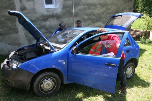 auto_02.jpg 