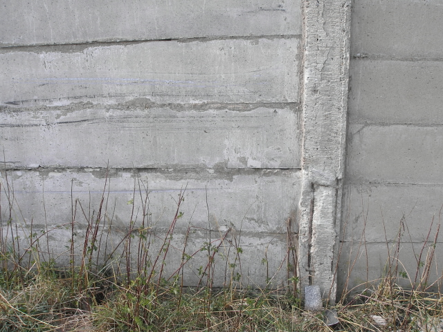 Tragická havárie - betonové oplocení