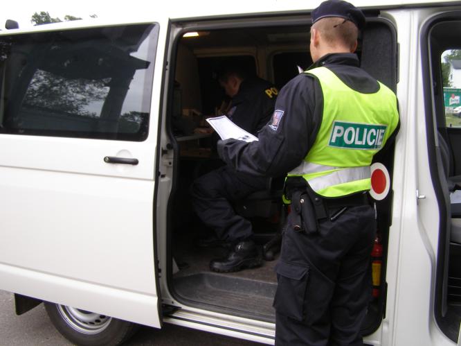 Ověřování dokladů 