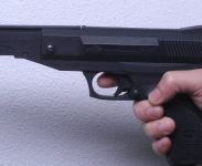 pistole z boku 183 