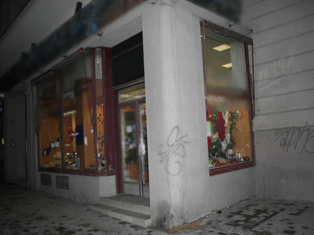 Loupež ve zlatnictví na Gočárově třídě