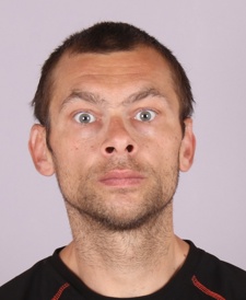 TOMÁŠ HUŇAK