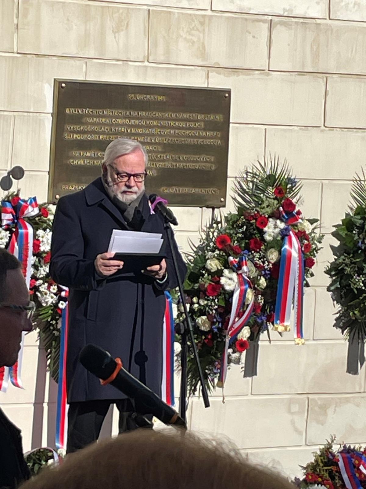 Místo předseda Senátu Jiří Oberfalzer.jpg