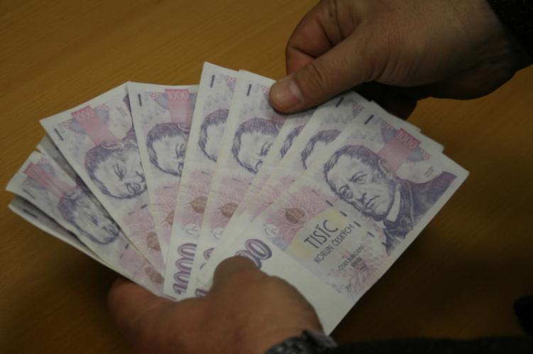 tisk besed 1_6_2010 padělky bankovek.jpg