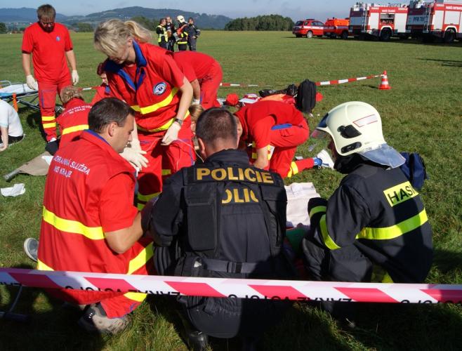 Foto: PČR/F-M   složky IZS