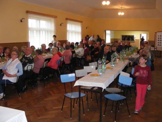 senioři Křelovice 31.3.12.jpg