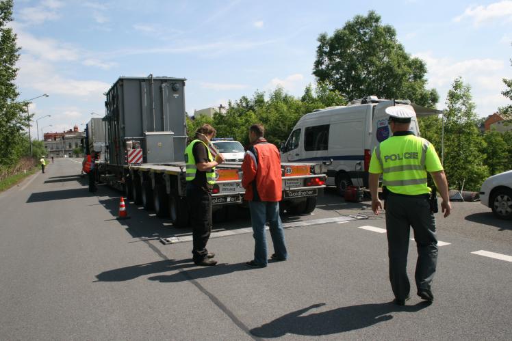 přetížený kamion 020.jpg