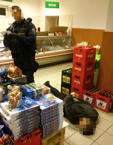 Foto: PČR/Zadržení pachatelů - Dobrá