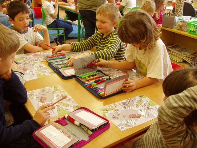 - družina ZŠ J.A.K.2