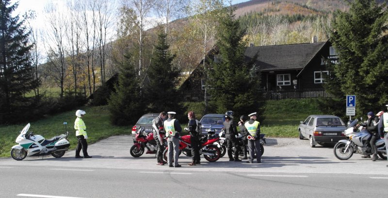 kontrola motorky 1.jpg