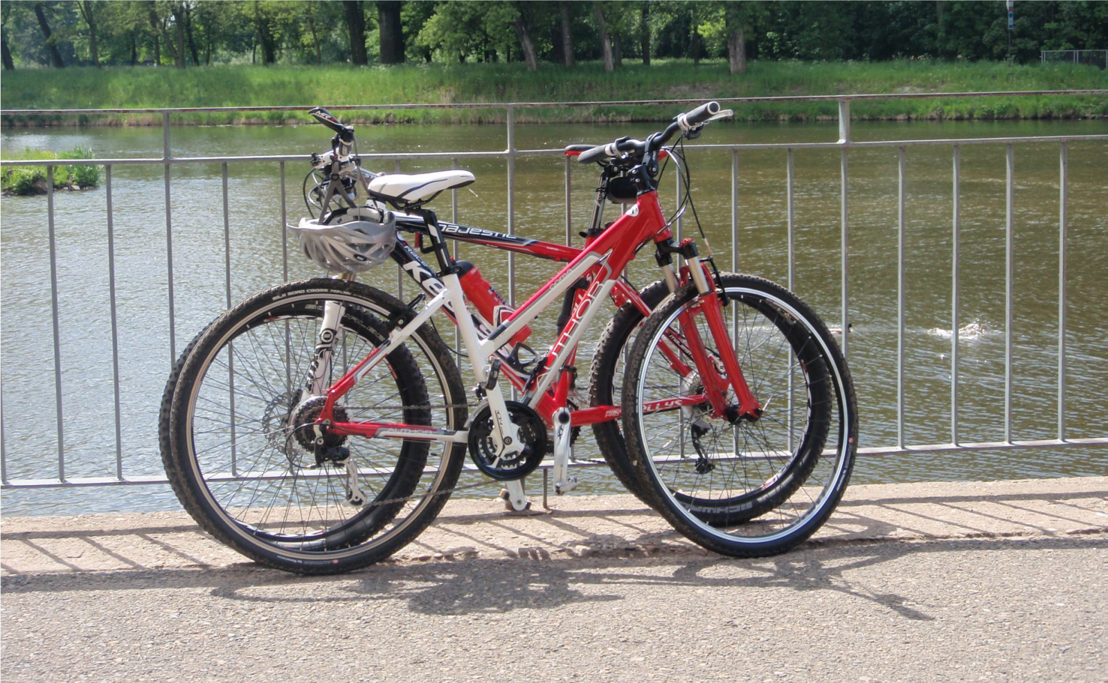 Horská kola obě.png