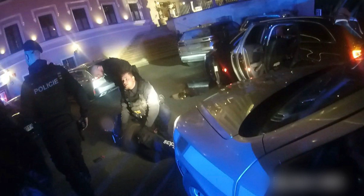 Pronásledování vozidla Audi