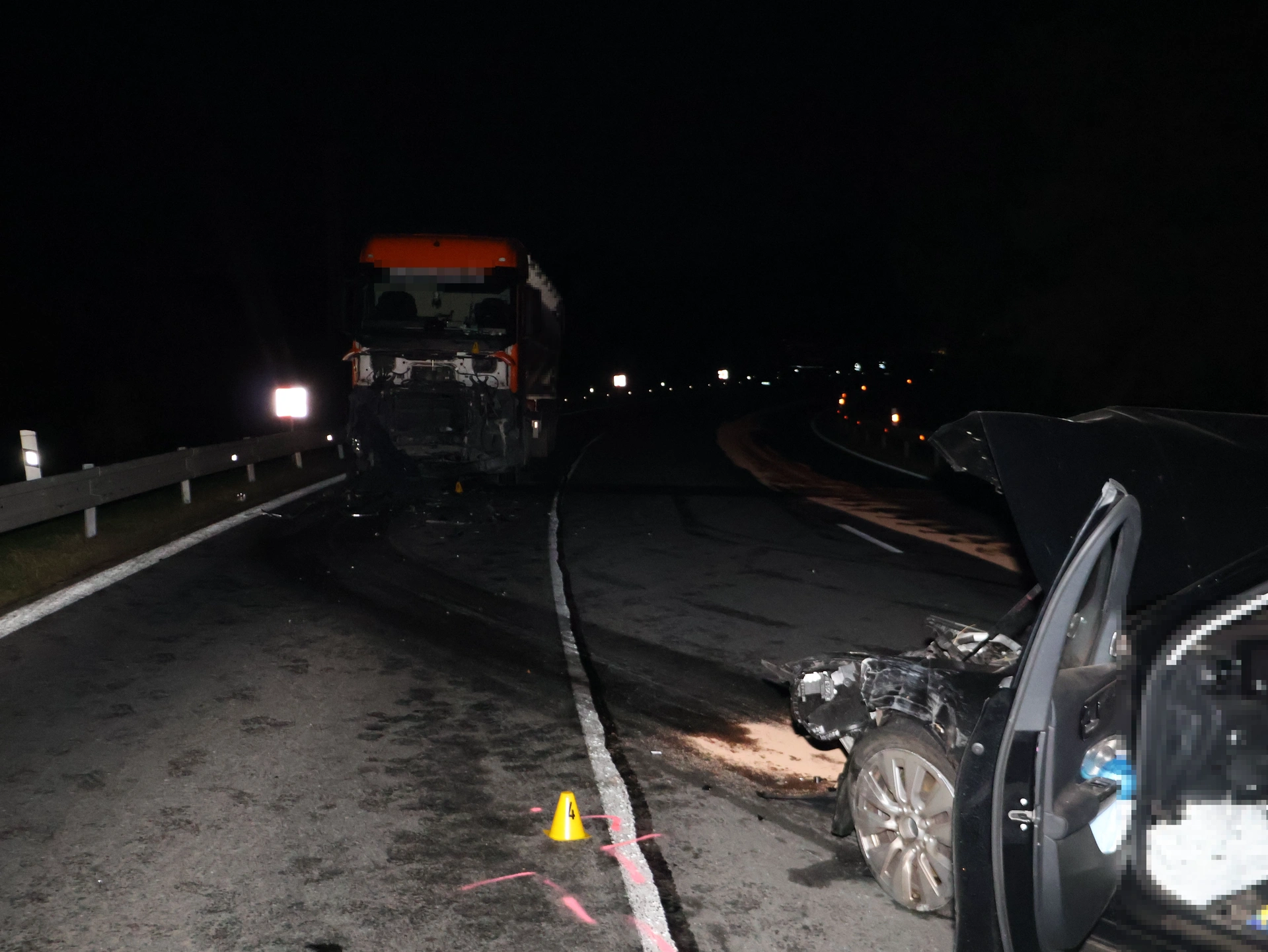 Zřejmě mikrospánek způsobil vážnou dopravní nehodu