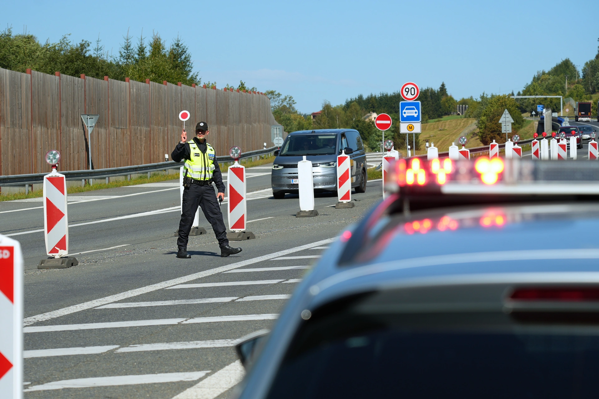 Cvičení prověřilo připravenost policistů na ochranu státní hranice
