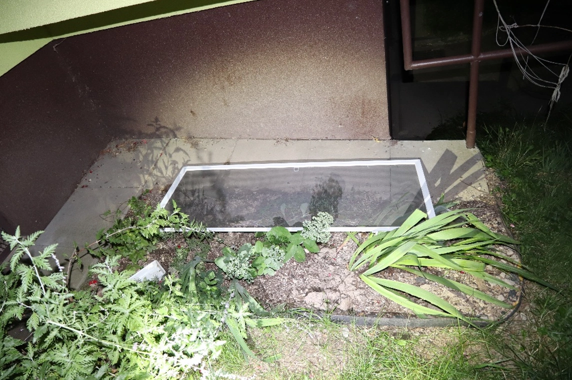 Ventilace a síť proti hmyzu zloděje nezastaví