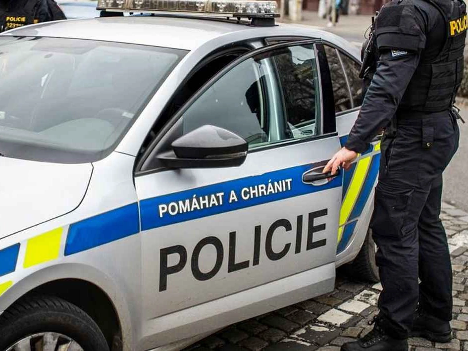 Vyhrožoval policistům a nakonec ho zadržela zásahová jednotka