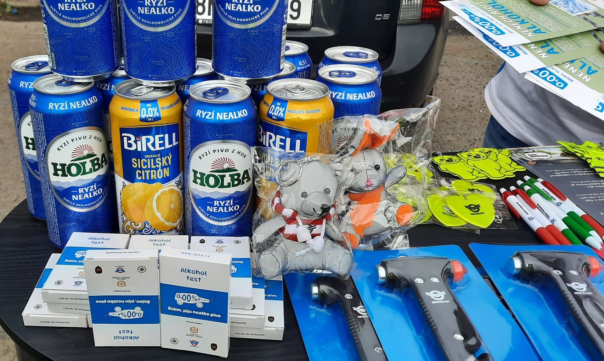 Řídím, piju nealko pivo - zaměřeno na řidiče