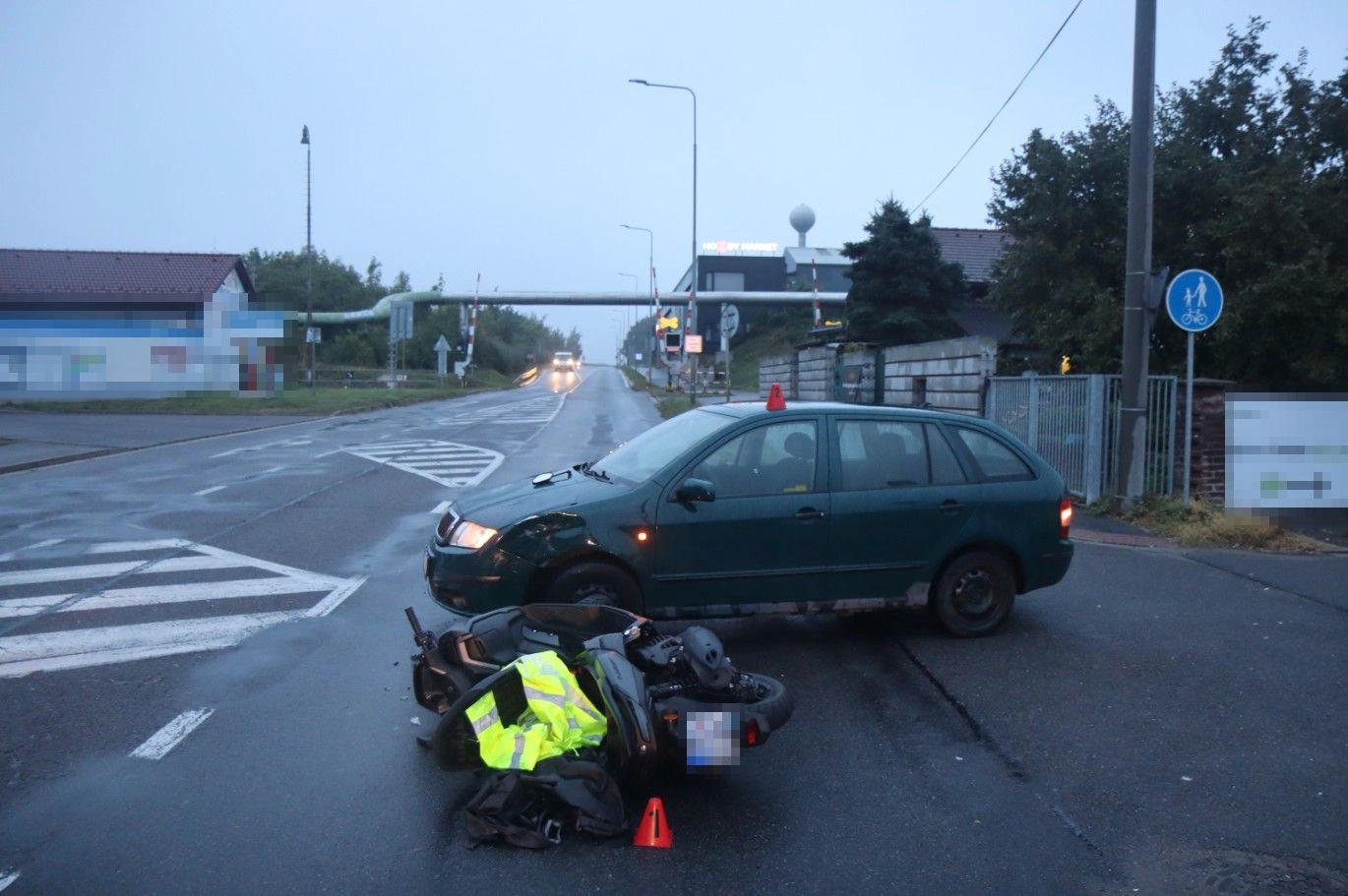 Řidič motocyklu utrpěl zranění